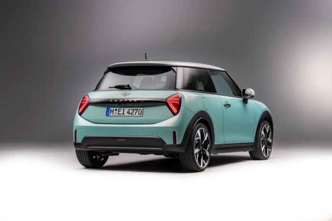 New MINI Cooper 2024 UK