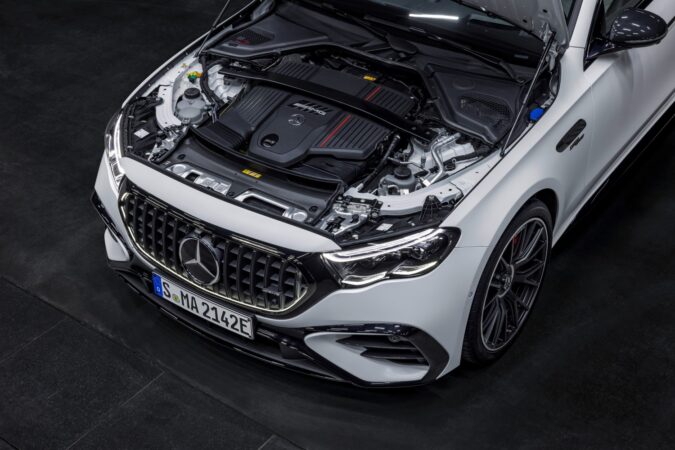 Mercedes-AMG E53 HYBRID 4MATIC+