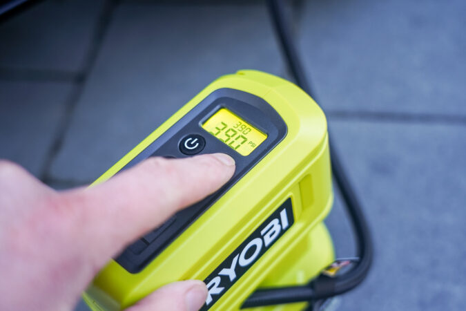 Ryobi 18V ONE+ High Pressure Inflator RPI18-0 Review