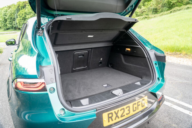 Alfa Romeo Tonale Veloce PHEV Review