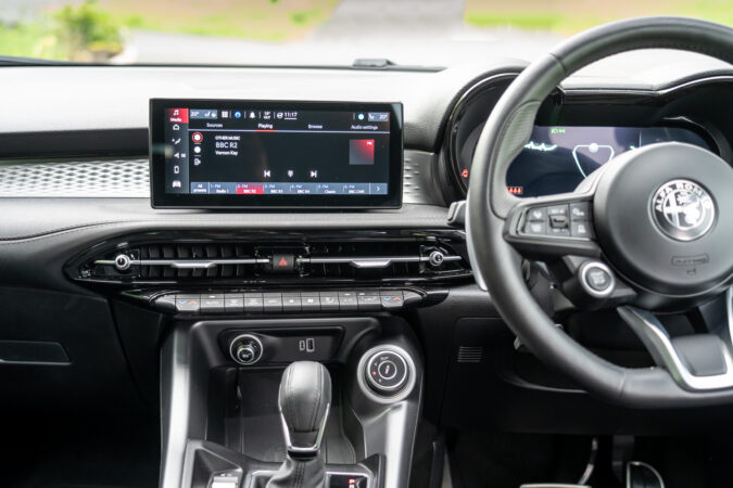 Alfa Romeo Tonale Veloce PHEV Review