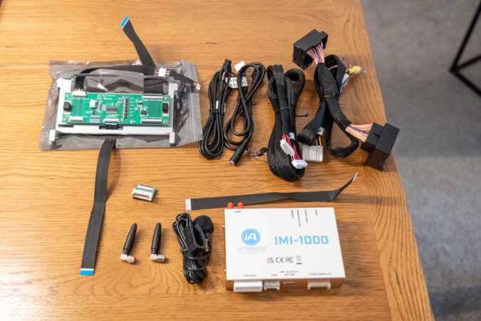 Bentley RNS810 CarPlay and Android Auto Integrated Automotive Kit Review