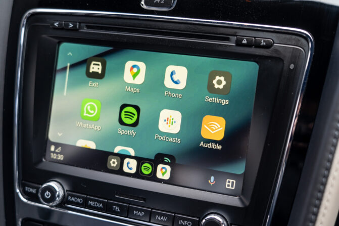 Bentley RNS810 CarPlay and Android Auto Integrated Automotive Kit Review