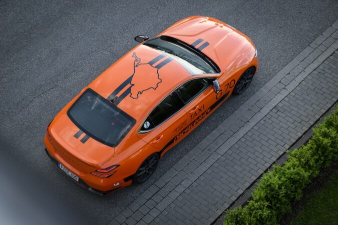 Genesis Track Taxi Nordschleife Experience
