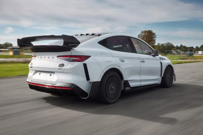 Skoda Enyaq RS Race
