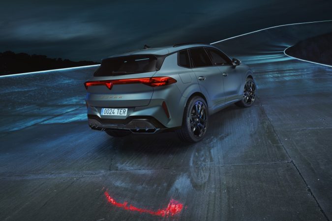 CUPRA Terramar Hybrid SUV