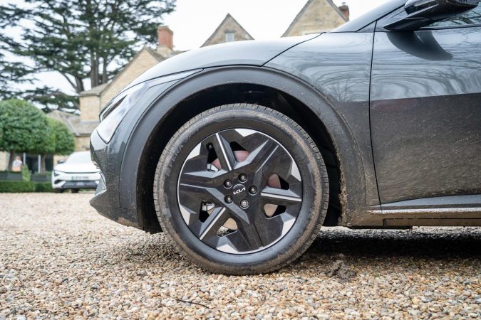 KIA EV6 Air Review