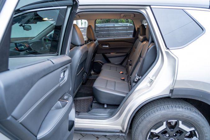 Nissan X-Trail N-Trek E-4ORCE Review