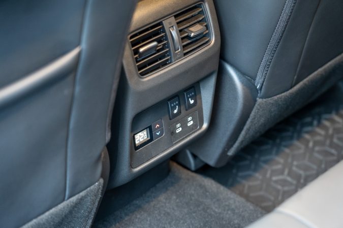 Nissan X-Trail N-Trek E-4ORCE Review