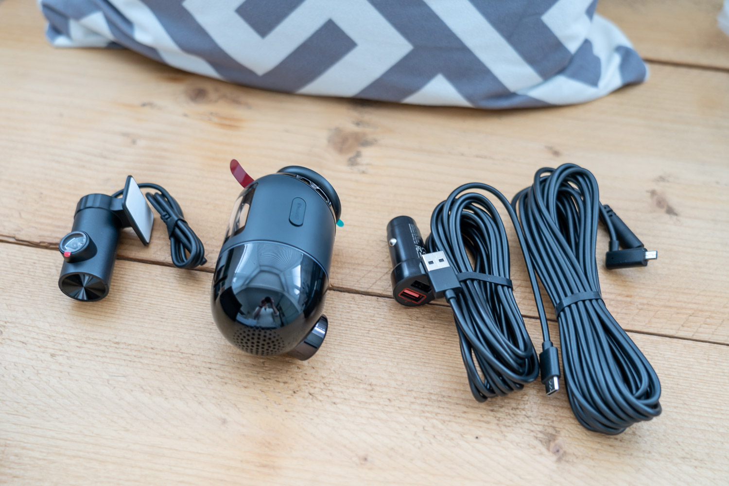 70mai 4K Omni Dash Cam Review – Tested For Image Quality