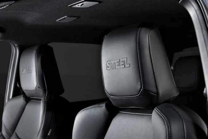 Isuzu D-Max STEEL Edition