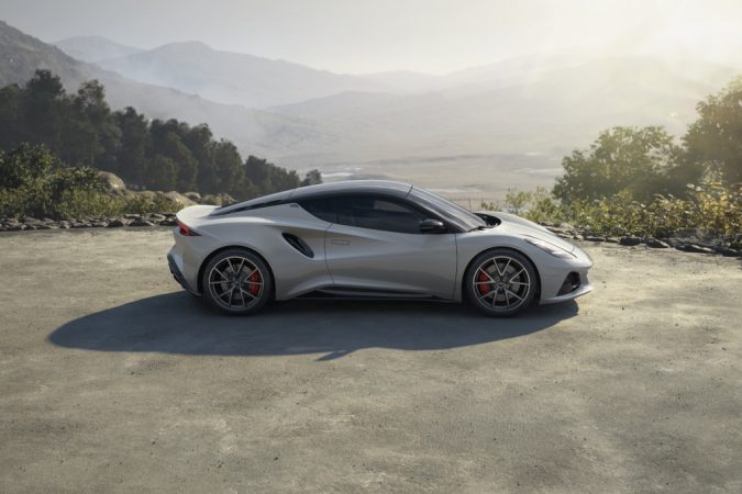 Lotus Emira Turbo SE