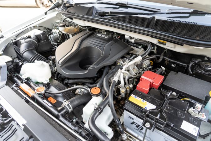 Isuzu D-Max V-Cross Review