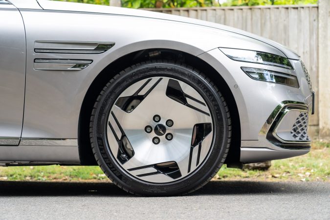 Genesis Electrified G80 Dynamic Review