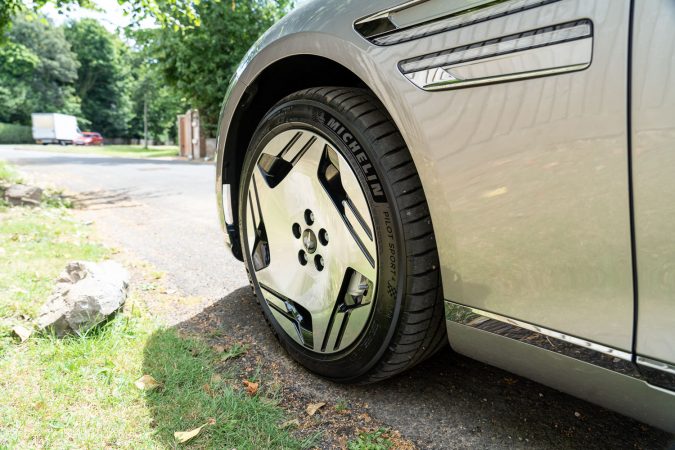 Genesis Electrified G80 Dynamic Review