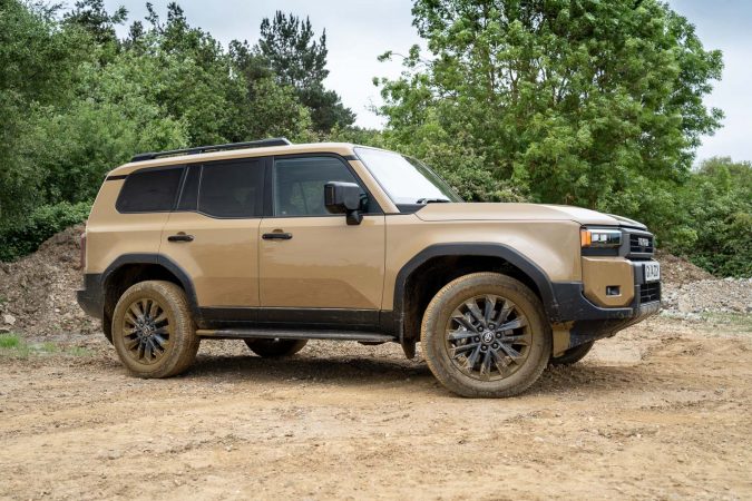 Off Road Testing: Land Cruiser Invincible 2.8