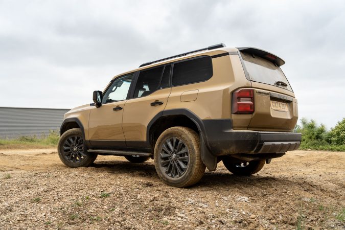 Off Road Testing: Land Cruiser Invincible 2.8