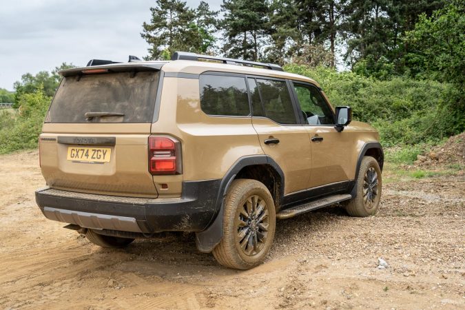 Off Road Testing: Land Cruiser Invincible 2.8