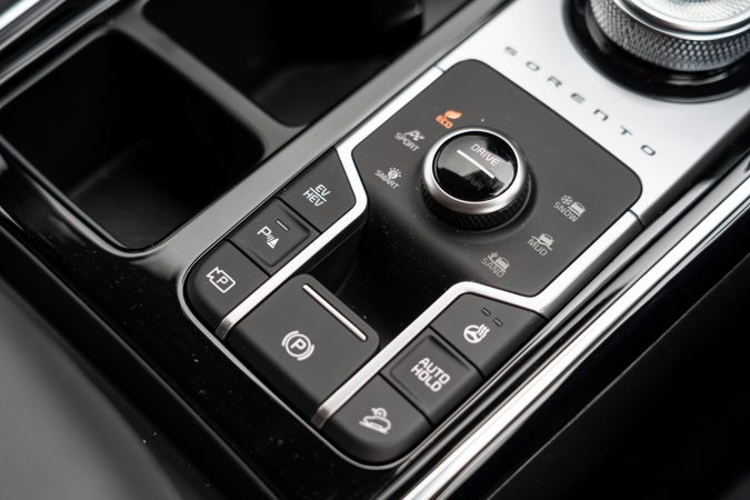Kia Sorento 3 PHEV AWD Review