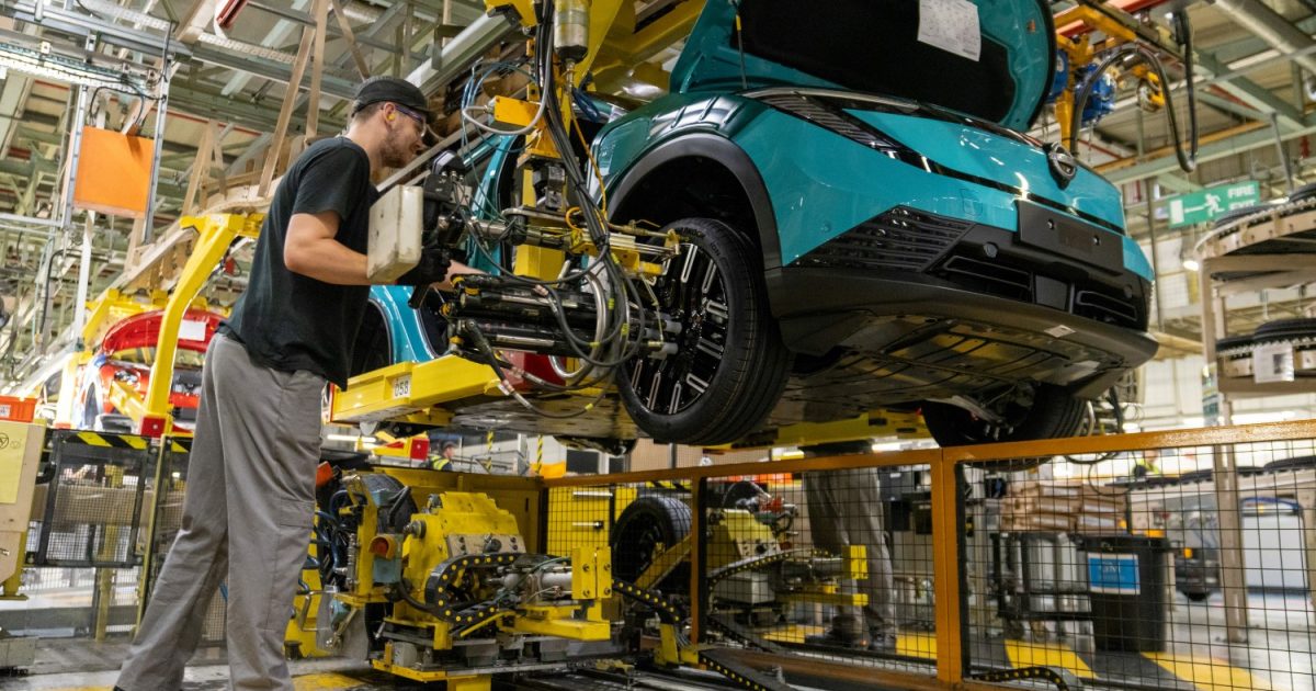 All-New Nissan Leaf Makes Owning An EV In The UK Affordable