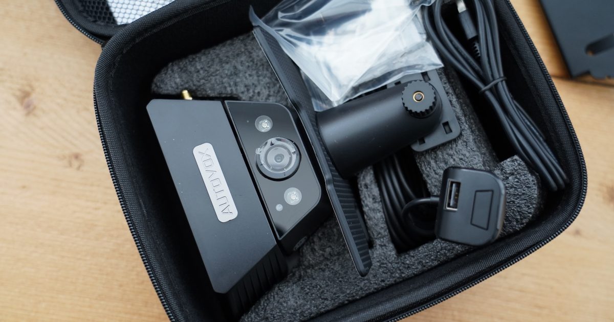 AUTO-VOX Magnetic Solar Wireless Review: The Ultimate Rapid-Fit Solution